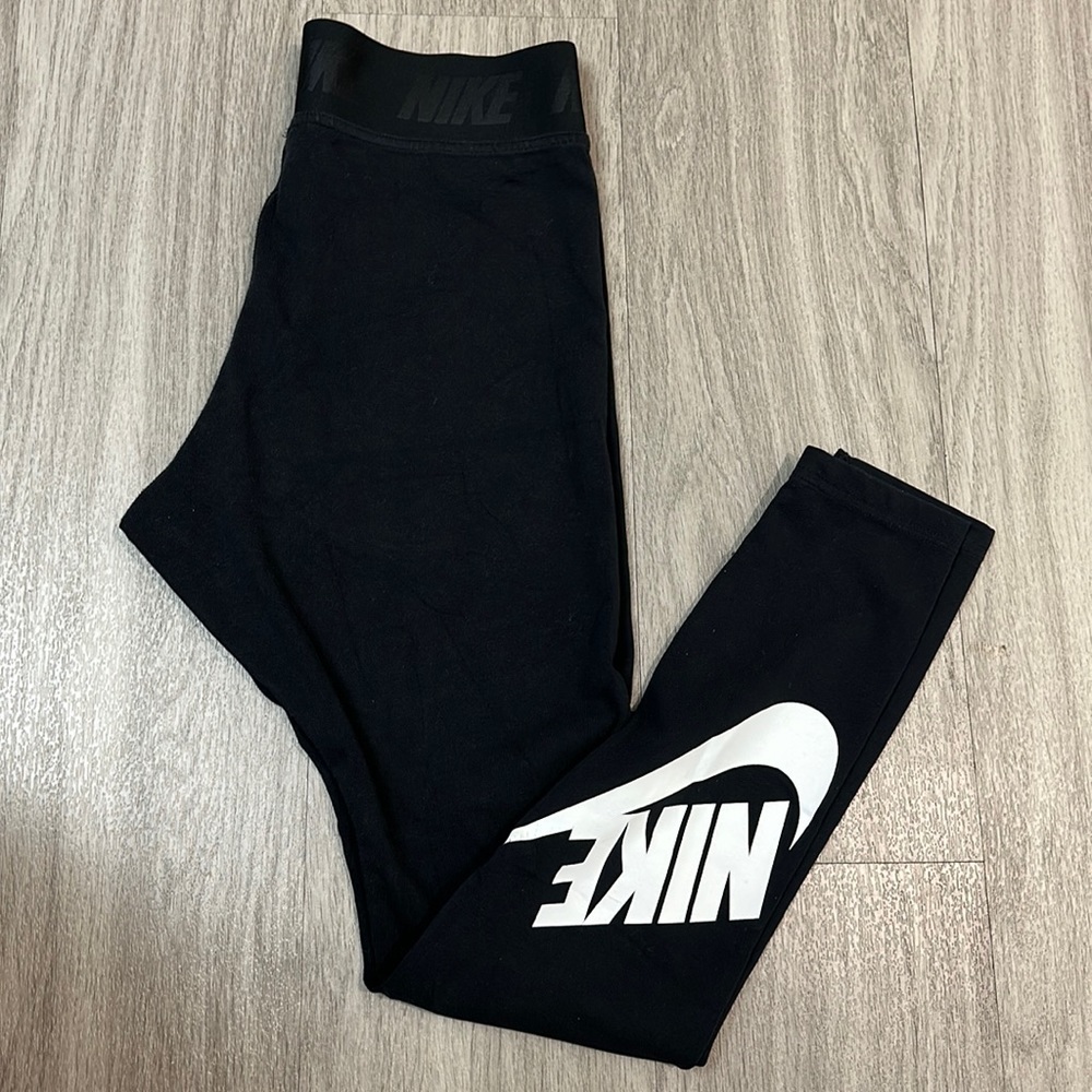 Nike leggings, size 8, black